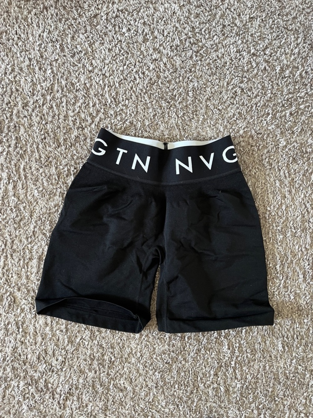 NVGTN Black High-Waist Performance Bike Shorts with Logo Band